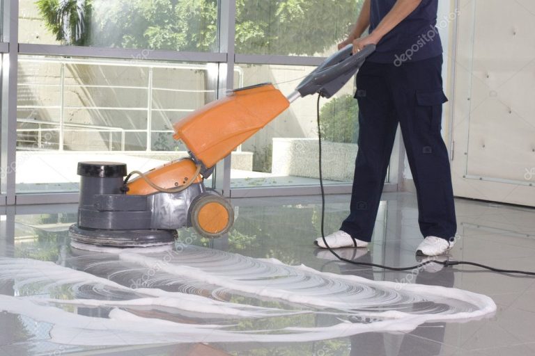 Cleaning Floor Services