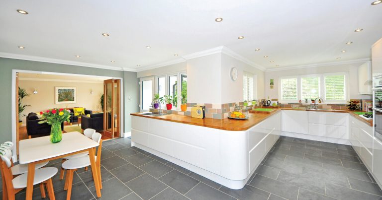 Blog 3 Why You Should Consider Refinishing Your Kitchen Cabinets In Jacksonville